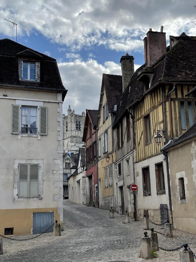 Appartement Le Cadet Roussel Auxerre Les Quais Екстериор снимка