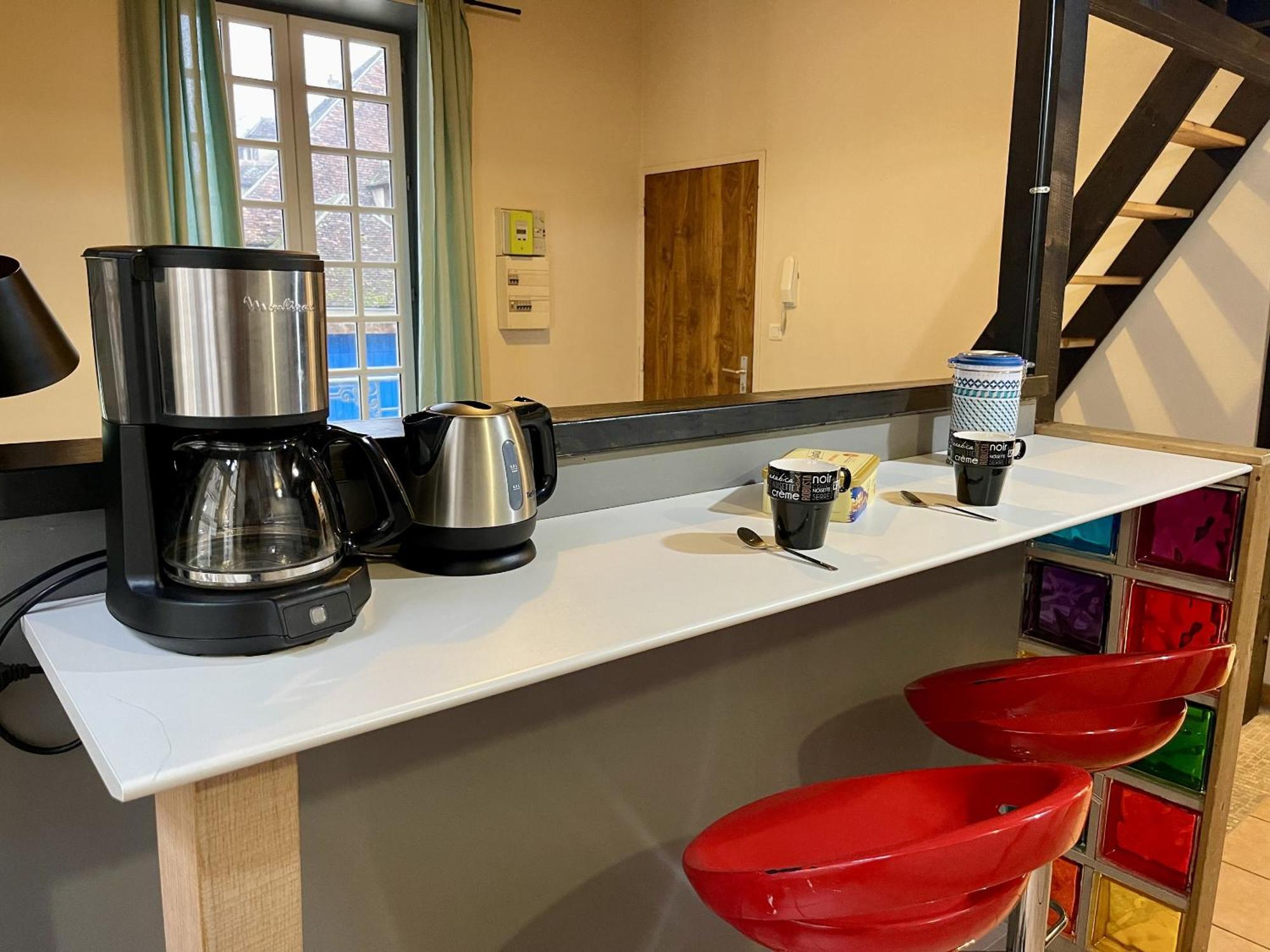 Appartement Le Cadet Roussel Auxerre Les Quais Екстериор снимка