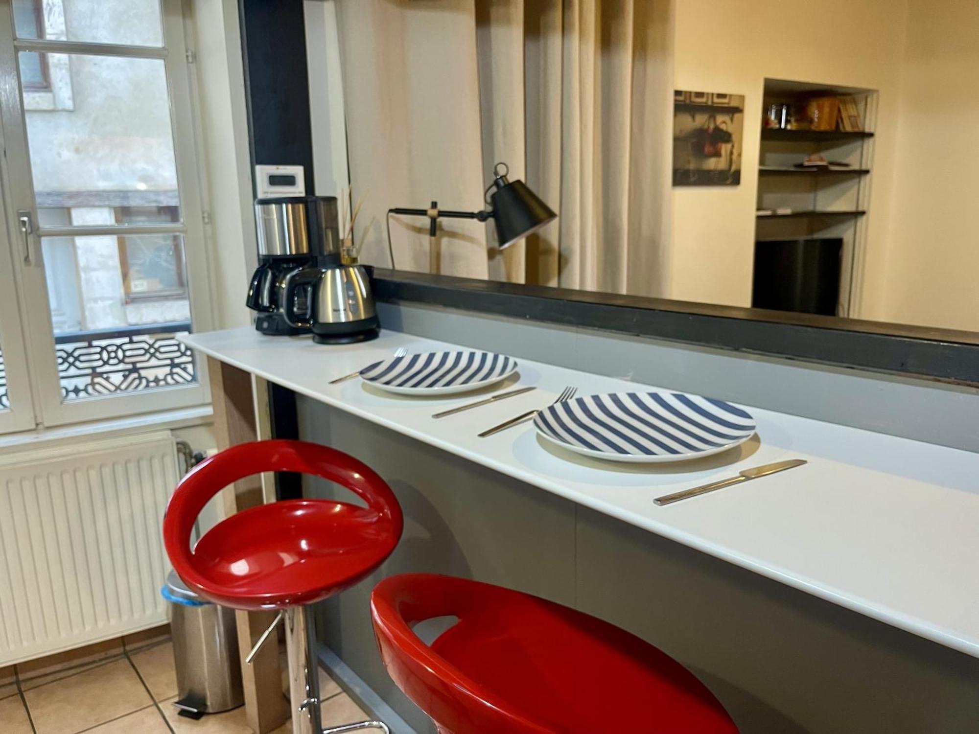 Appartement Le Cadet Roussel Auxerre Les Quais Екстериор снимка